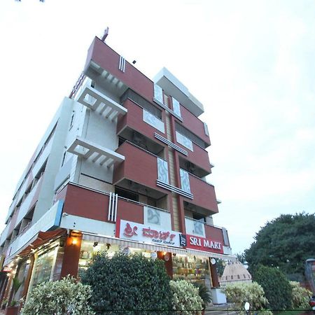 Oyo 19957 Annapoorna Castle Hotel Kadur Eksteriør billede